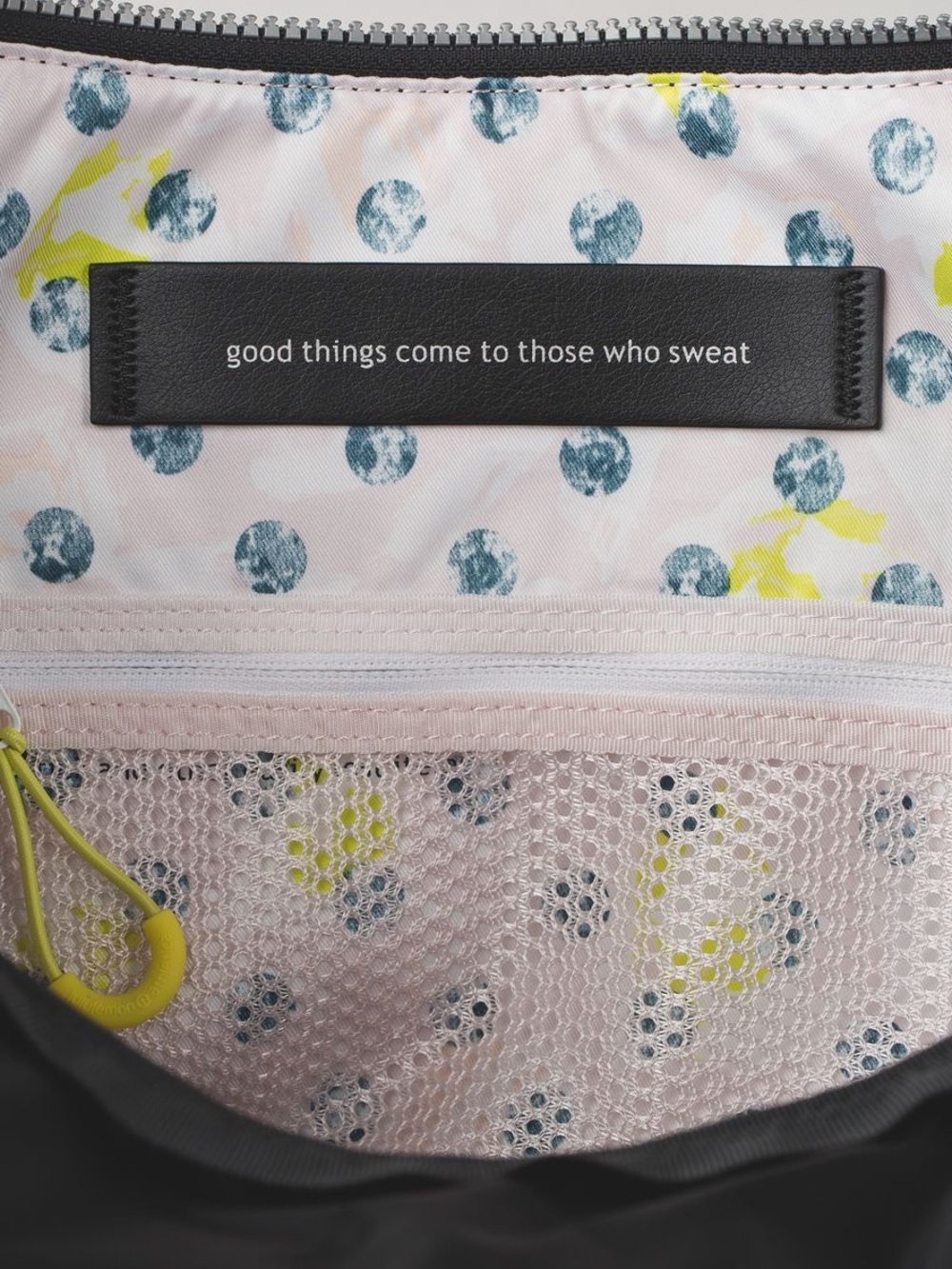 Lululemon Resolution Hobo Black YK2 - Picture 5 of 5